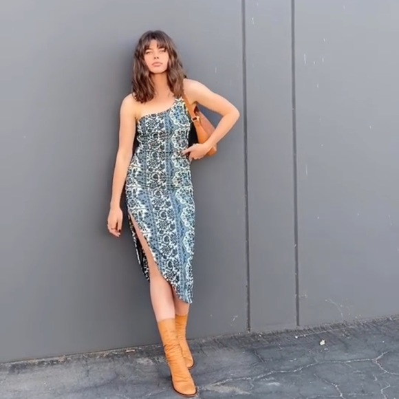 NOVELLA ROYALE CELINE DRESS - Picture 2 of 5